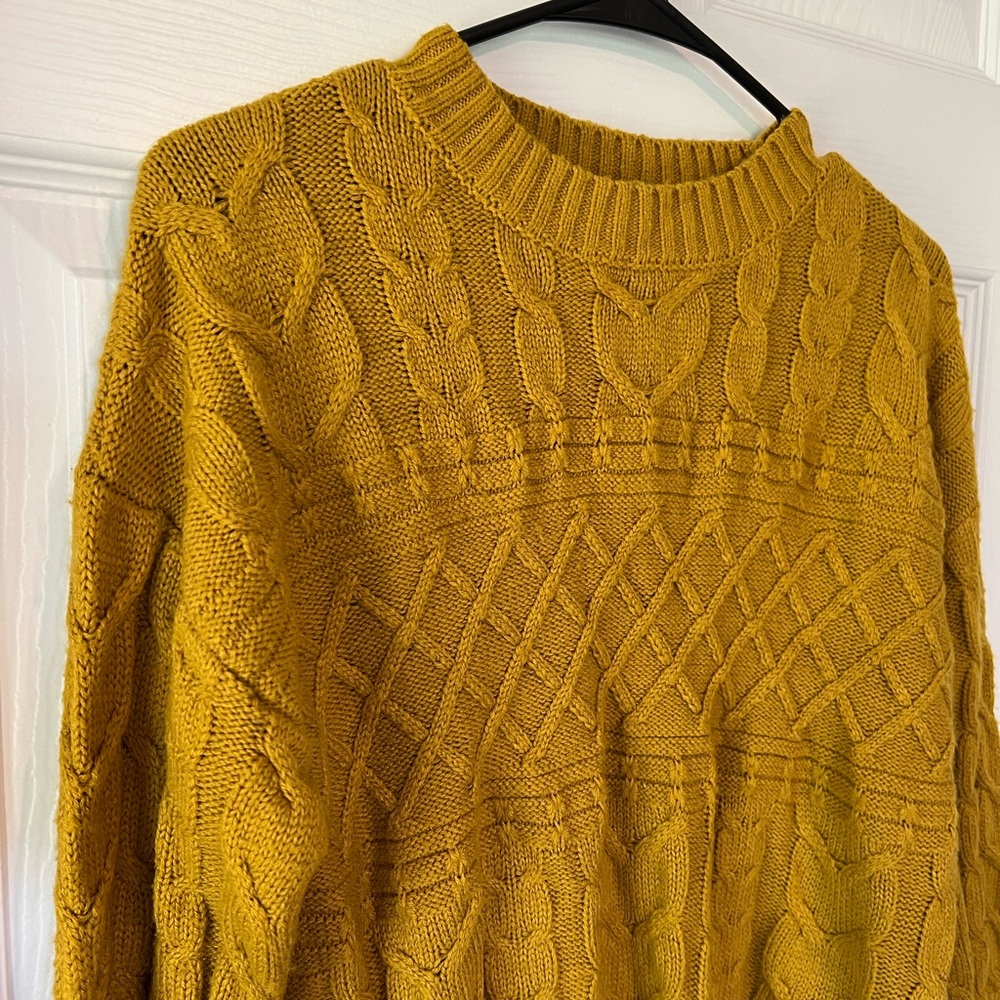 Sweater bundle - Picture 5 of 9